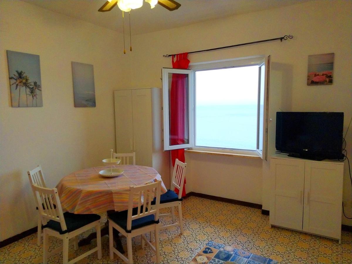 شقة Ghiaie Sea View بورتوفيرّايو المظهر الخارجي الصورة